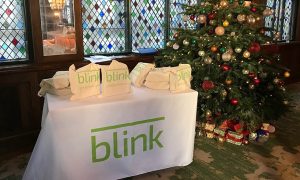 blink-xmas-min-resize